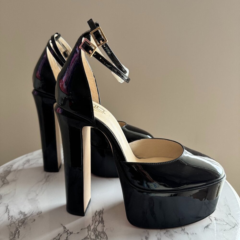 House of Harlow 1960 x Revolve Platform